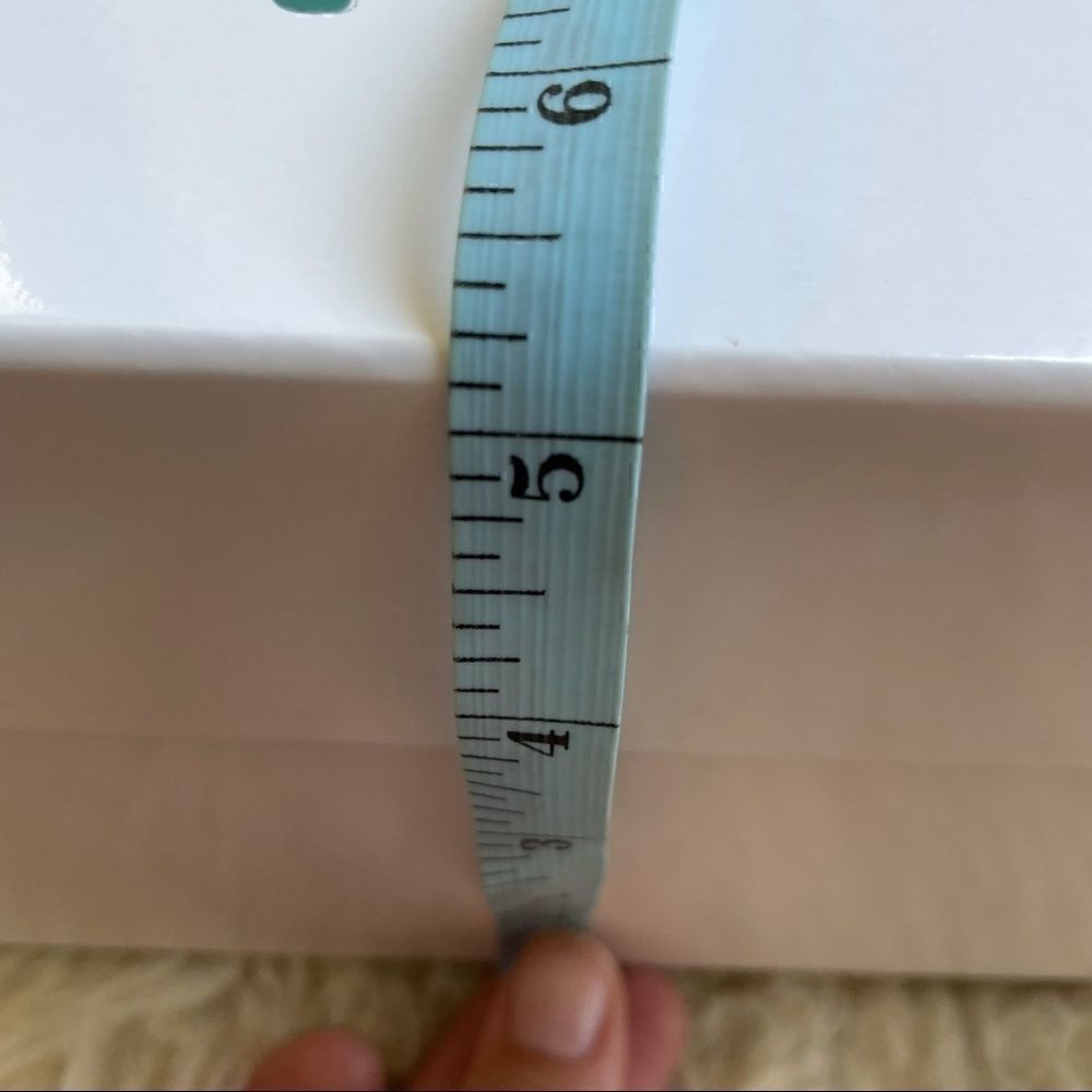 amazon Baby Box NWOT  - Picture 7 of 7